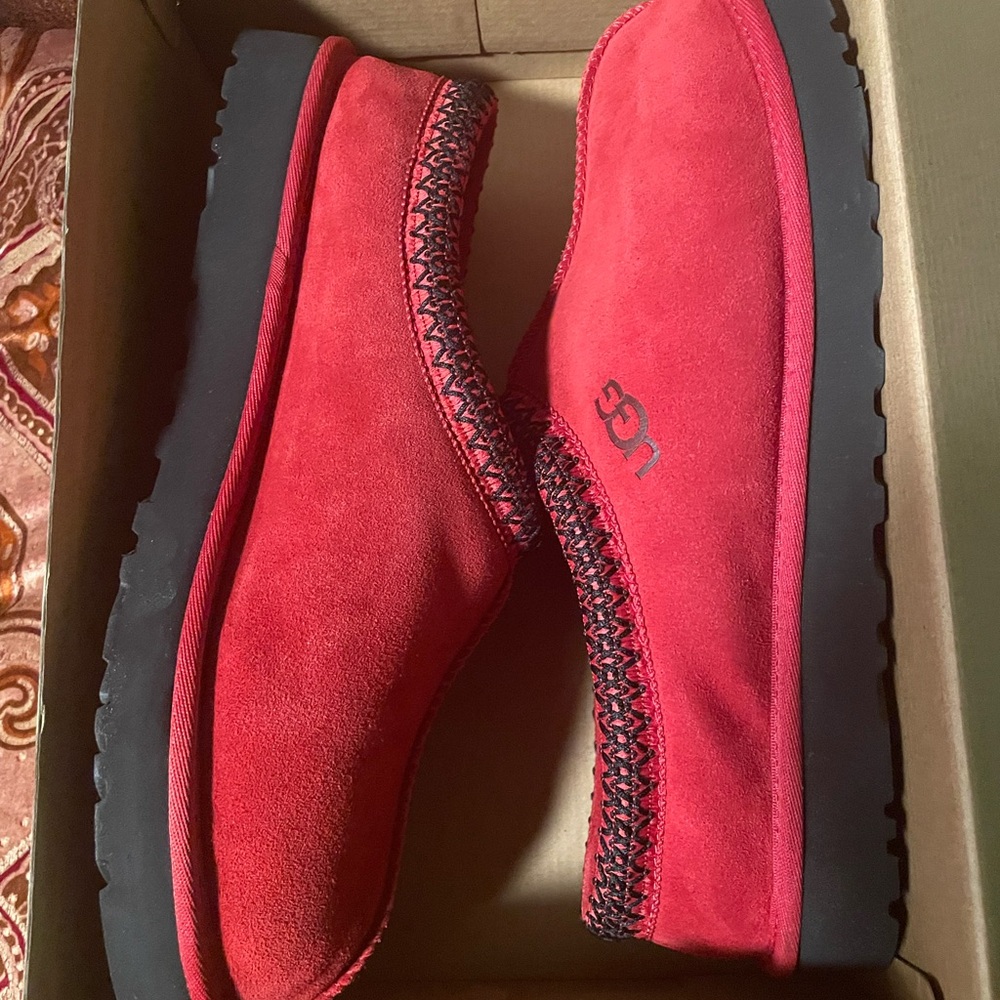 ***SOLD**UGG Tasman Mens Size 12 Samba Red Suede Comfort Slip On - Picture 12 of 14
